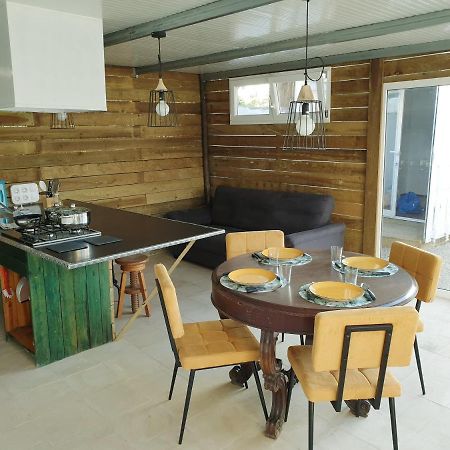 Casa Vale Ecotainer Hostel Lisboa Екстериор снимка