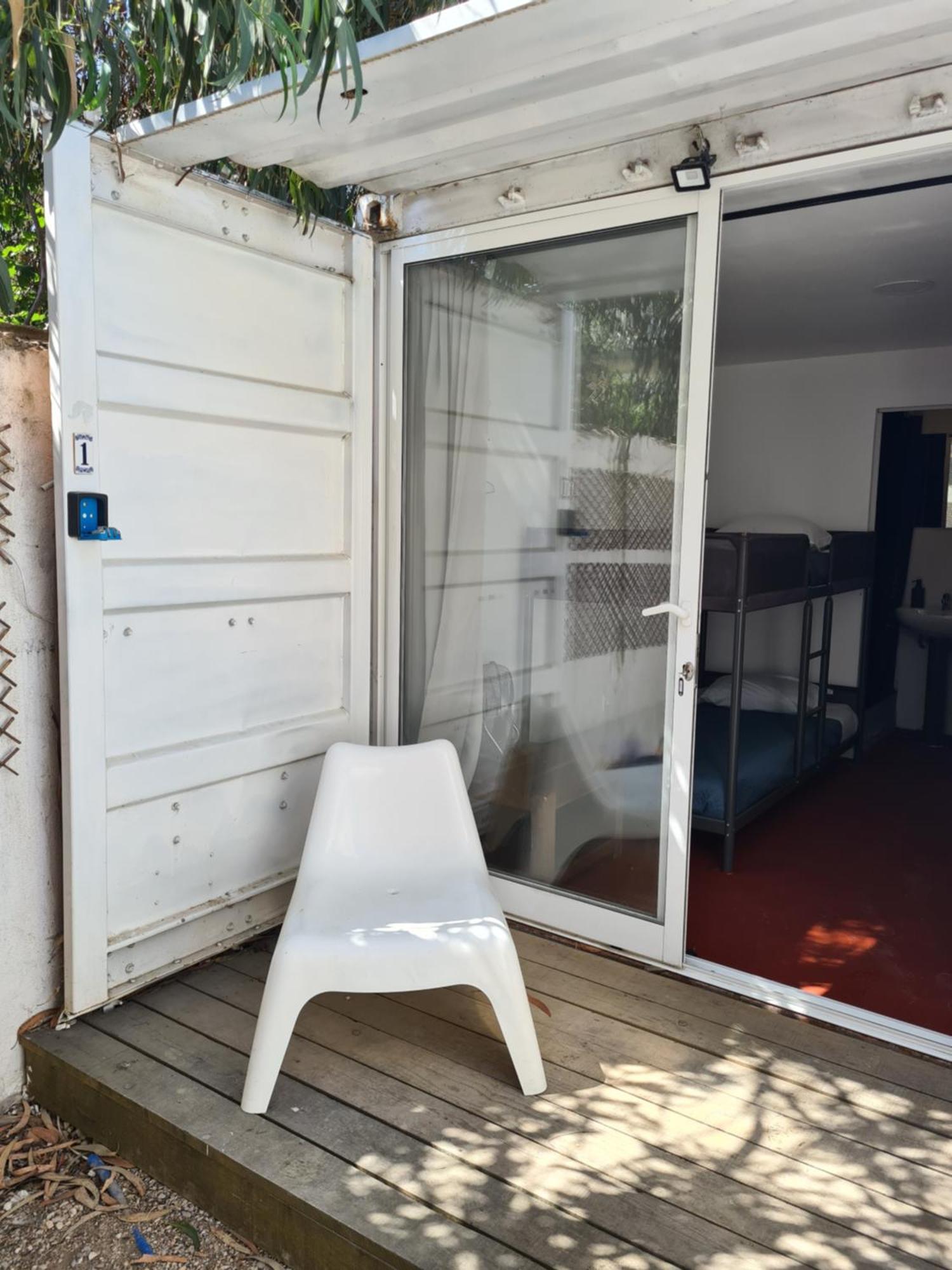Casa Vale Ecotainer Hostel Lisboa Стая снимка
