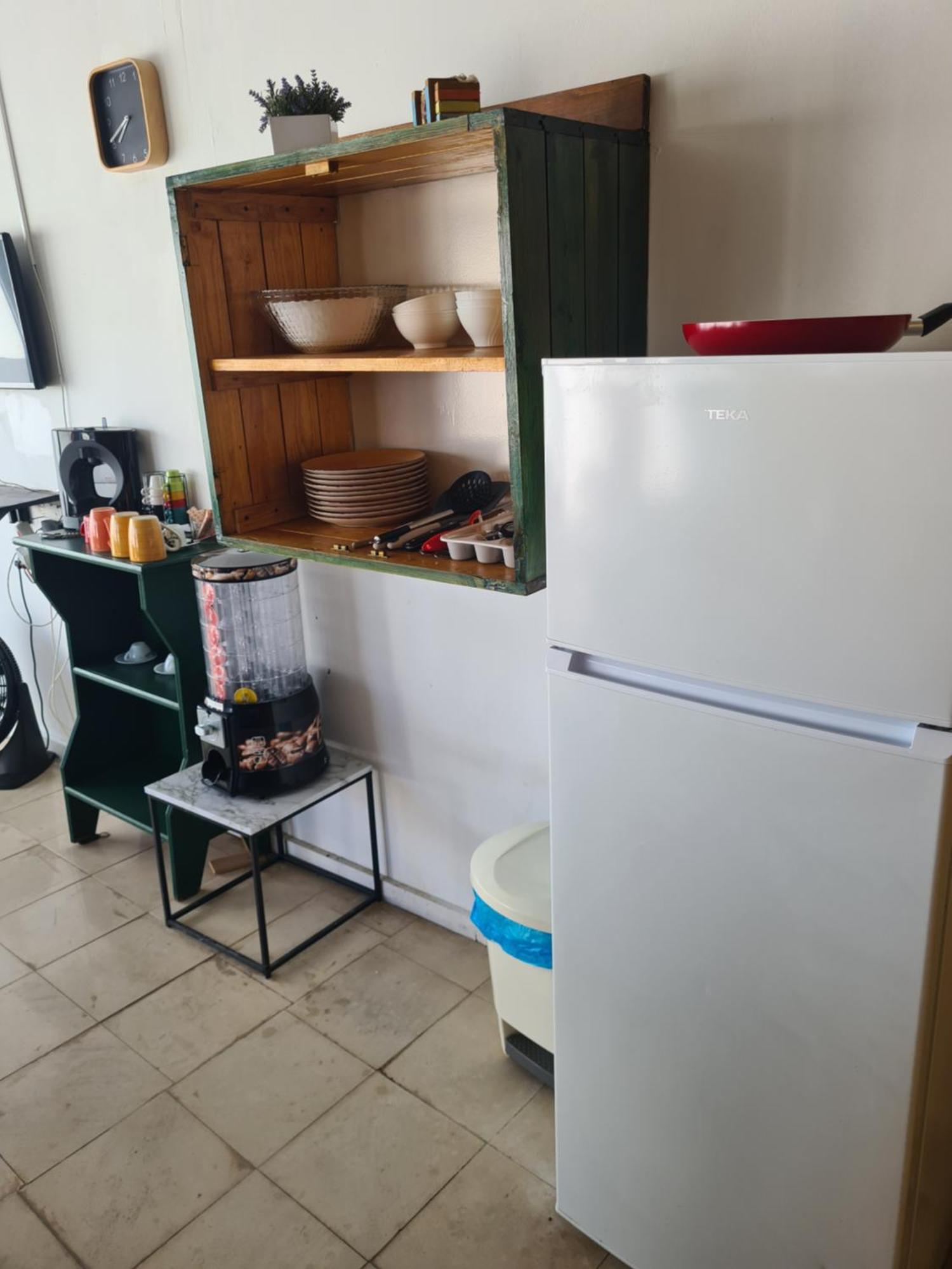 Casa Vale Ecotainer Hostel Lisboa Екстериор снимка