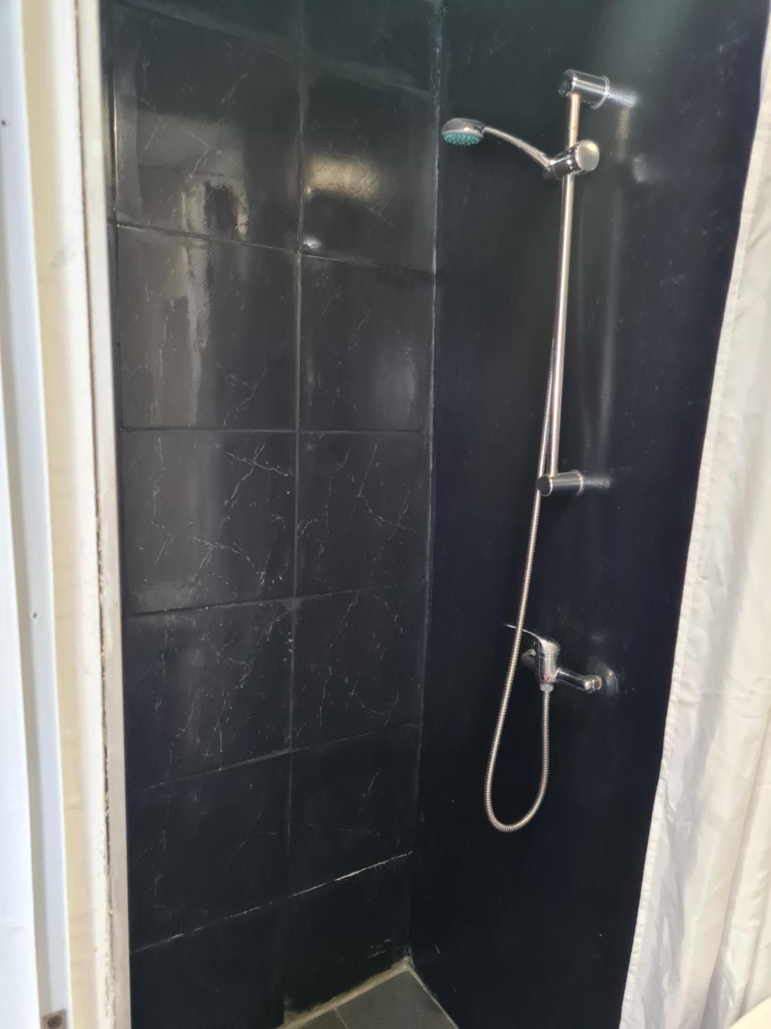 Casa Vale Ecotainer Hostel Lisboa Екстериор снимка
