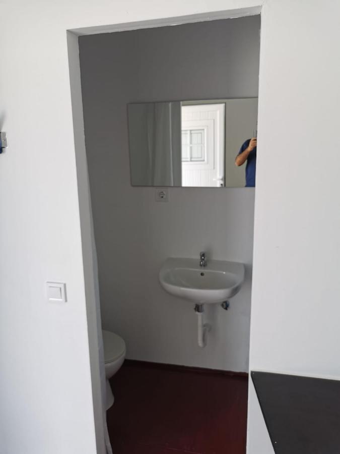 Casa Vale Ecotainer Hostel Lisboa Екстериор снимка