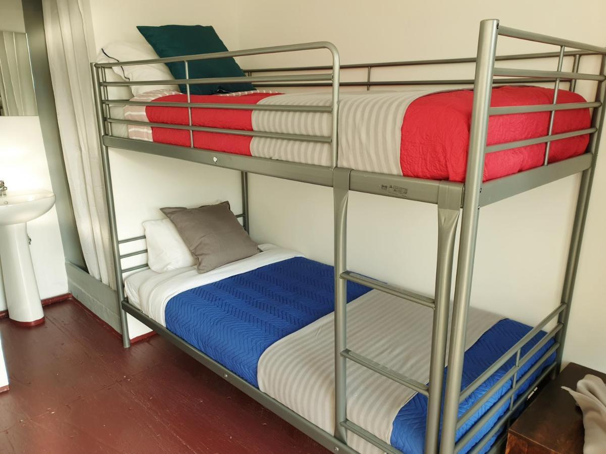 Casa Vale Ecotainer Hostel Lisboa Екстериор снимка