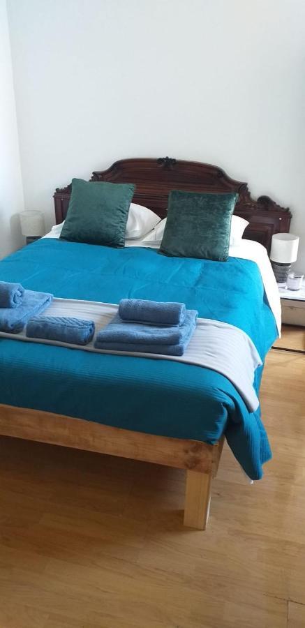 Casa Vale Ecotainer Hostel Lisboa Екстериор снимка